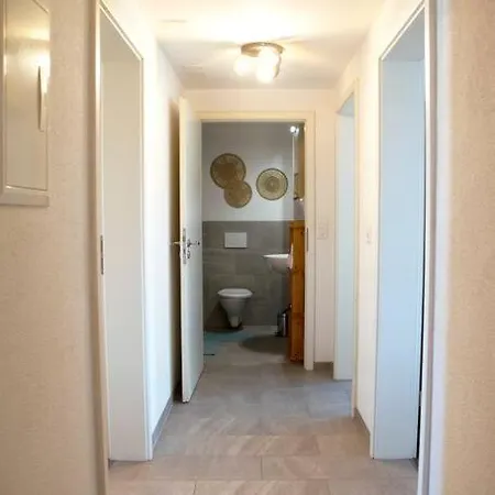 Geraeumige Und Stylische Mit Weitsicht Apartment Huttwil