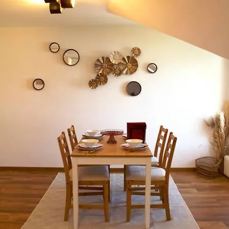 Geraeumige Und Stylische Mit Weitsicht Huttwil