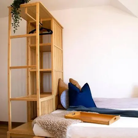 Geraeumige Und Stylische Mit Weitsicht Apartment *